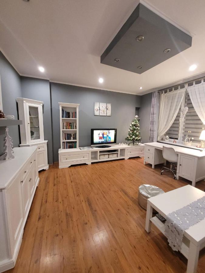 Apartament Pablo 75M2 W Centrum Tarnowskich Gor ทานอฟสเก กูเร ภายนอก รูปภาพ
